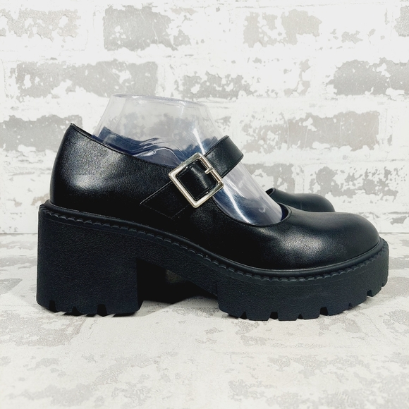 New Madden Girl Black Faux Leather Chunky Heel Buckle Closed Toe Mary Janes O176 - Picture 4 of 13
